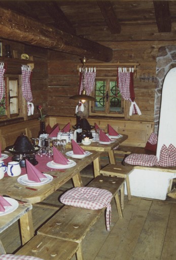 Hüttenabend Tirol